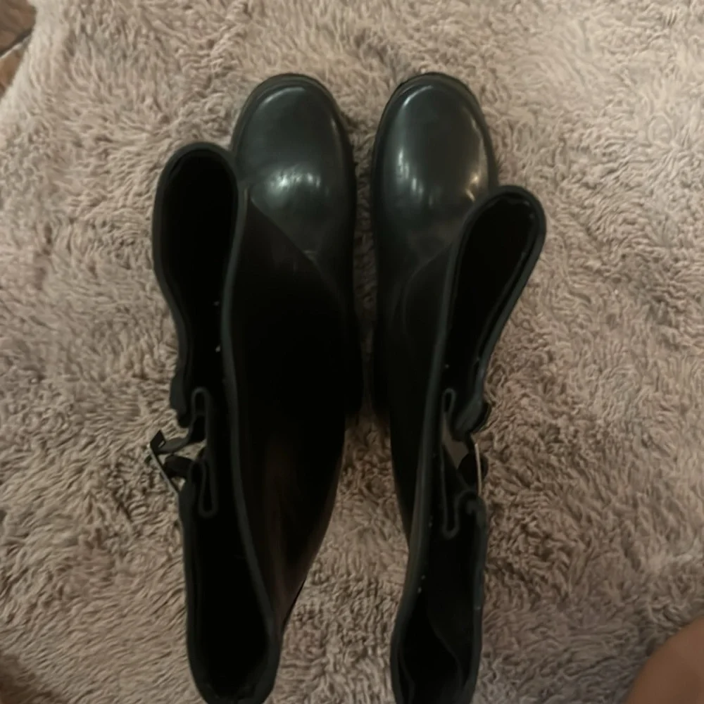 Austin Trading Company black rain boots tall black rubber boots women’s size 7​